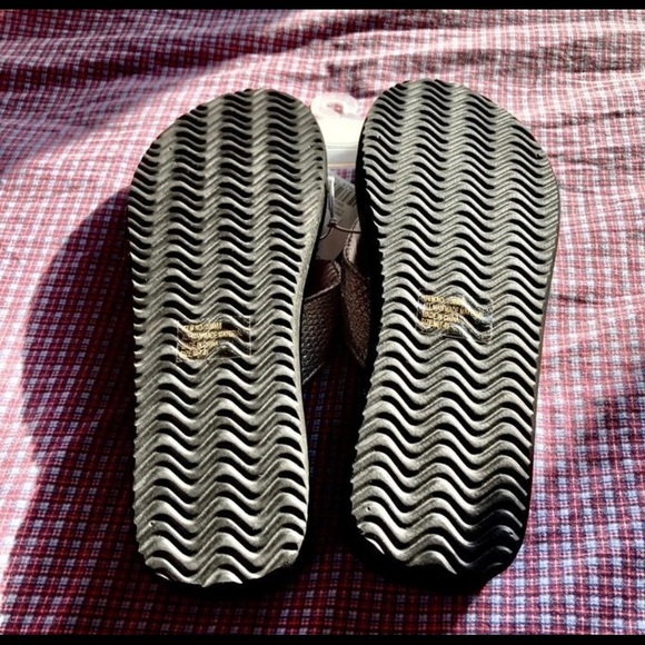 VEGAN REPTILE Wedge Sandals Black Shiny Silver Blingy Straps Womens 7 8 - Picture 10 of 11